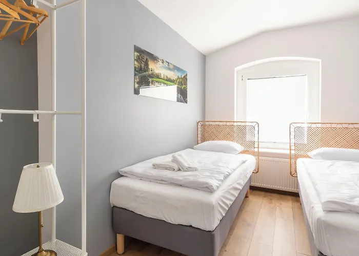 Sun & Snow Old Town Polwiejska *